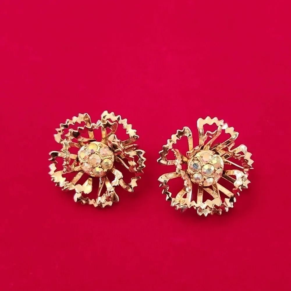 Vintage Gold Plated Rhinestone Clip-on Earrings 60s